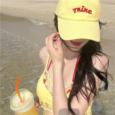 皇帝不在的八月